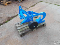 Ploughs  2 schaar ploeg