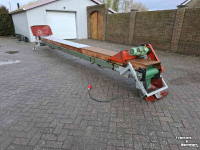 Conveyor  Opvoerelevator