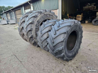 Wheels, Tyres, Rims & Dual spacers Michelin 710/70R38 en 600/65R28