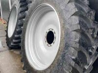 Wheels, Tyres, Rims & Dual spacers  480/80R46