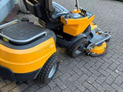 Ride-on mower Stiga Park Pro 740 IOX
