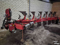 Ploughs Overum 6 schaar vario