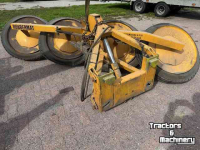 Snow Removal Equipment  sneeuwschuiver schuiver ruimer