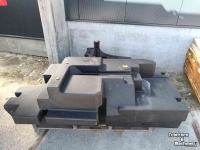 Diverse used spare-parts New Holland Brandstoftank