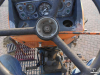Tractor Universal 640 portaal