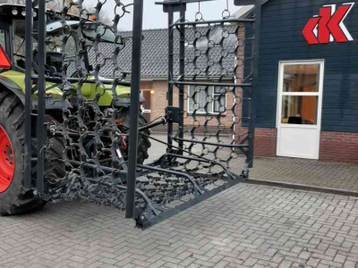 Pasture harrow  8 meter en 6 meter zware weidesleep