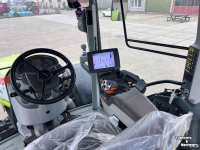 Tractor Claas Arion 550