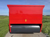 Silage-block distribution wagon Schuitemaker Amigo 40S