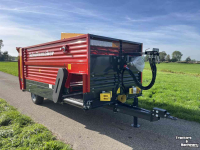 Silage-block distribution wagon Schuitemaker Amigo 40S