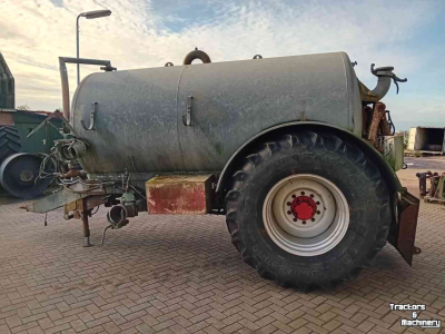 Slurry tank Ipsam 8000 l. mesttank wormpomp mestverwerking