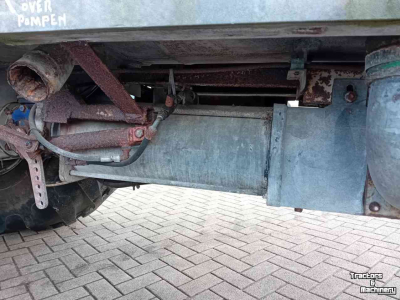 Slurry tank Ipsam 8000 l. mesttank wormpomp mestverwerking