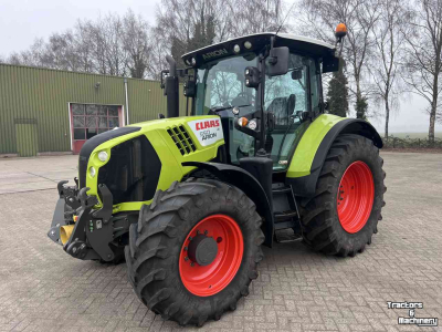 Tractor Claas Arion 550