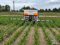 Fertilizer spreader Kramer FISSORE Pneumaat Kunstmeststrooier 4, 6 of 12 rij op rijafstand 0.75 m / Kunstmestverspreider / Kunstmestverdeler