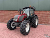Tractor Valtra A93 HiTech