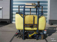 Fieldsprayer 3 points Hoegen Dijkhof 800 liter tank met frame
