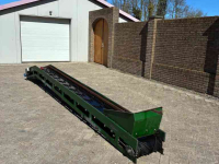 Conveyor  Transportband met knik