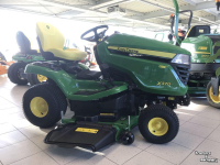 Ride-on mower John Deere X370