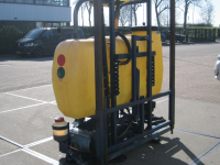Fieldsprayer Hoegen Dijkhof 800 liter tank met frame