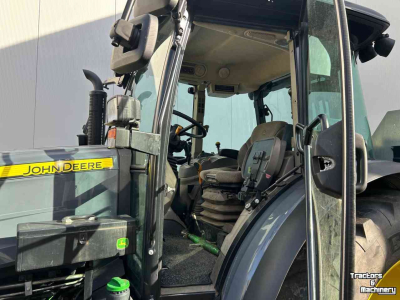 Tractor John Deere 5090M