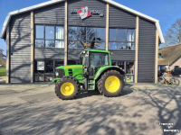 Tractor John Deere 6230