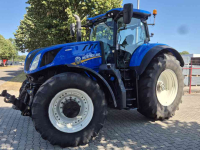 Tractor New Holland T7.315 HD AC 40Kmh. Lucht, Fronthef, geveerde vooras en cabine.