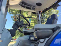 Tractor New Holland T7.315 HD AC 40Kmh. Lucht, Fronthef, geveerde vooras en cabine.