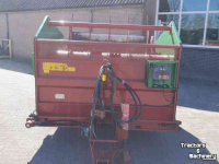 Silage-block distribution wagon Strautmann BVW Blokkenwagen