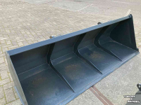 Front-end loader bucket / Front loader bucket Hofstede Voorlader grondbak