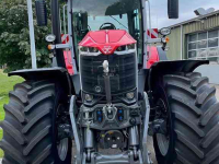 Tractors Massey Ferguson 8S.305 Dyna-VT Exclusive Tractor Demo