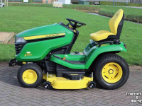 Ride-on mower John Deere X590