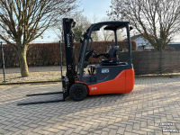Forklift Toyota Traigo 48-20
