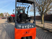Forklift Toyota Traigo 48-20