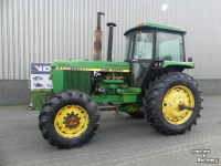 Tractor John Deere 4450