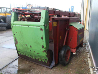 Silage grab-cutter wagon Strautmann Siloblitz 330VC uitkuilwagen voerverdeelwagen snijbord trilbord uitkuilbord