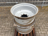 Wheels, Tyres, Rims & Dual spacers  Velgen W15LX28 8 gats 2 stuks