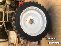 Wheels, Tyres, Rims & Dual spacers Alliance 270/95 R38 VF 363 banden