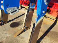 Deep subsoiler VSS MTO-UCV6 voorzetwoeler