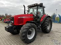 Tractor Massey Ferguson 8220 Dynashift
