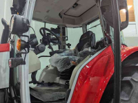 Tractor Massey Ferguson MF 5S 125