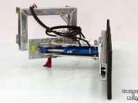 Rubber yard scraper Qmac 210 HYDR MET GIANT AANSLUITING