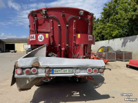 Self-propelled feed mixer BVL V-mix drive maximus plus, voermengwagen