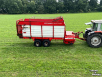 Self-loading wagon Pottinger Silo-Profi Opraapwagen Stalvoeren