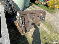 Loading buckets Volvo 4 in 1 volvo bak