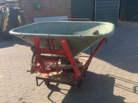 Fertilizer spreader Trioliet TS400 Meststofstrooier