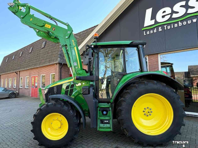Tractor John Deere 6120M