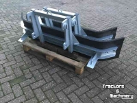 Rubber yard scraper Giant RS 1750 / RS 2000
