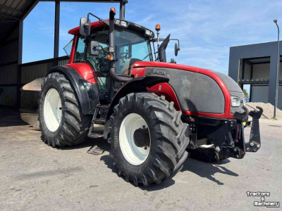 Tractor Valtra T190