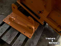Sawdust spreader for boxes Flingk KSS 1015