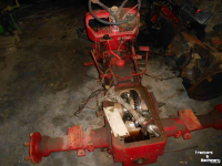 Used parts for tractors International 423