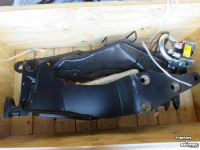 Front-end loader Hydrac Voorladersteunen NewH T5 Case-IH Farmall Steyr Multi Parts nr:718195002